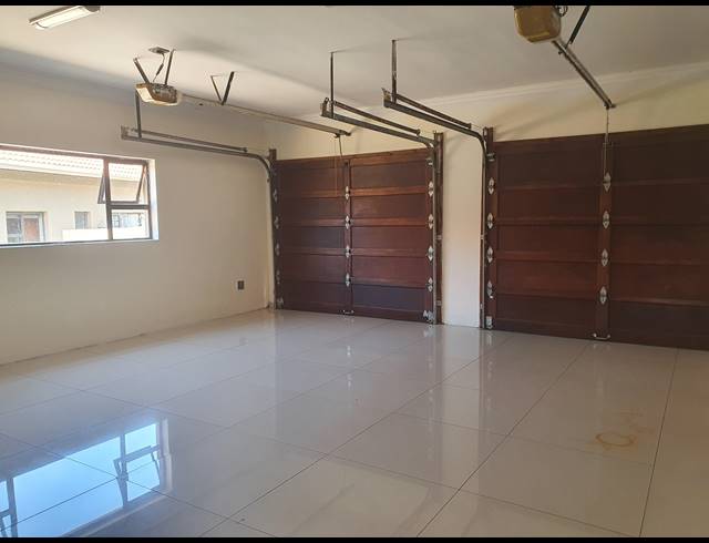 4 BEDROOM FREESTANDING FOR SALE IN BIRDWOOD ESTATE